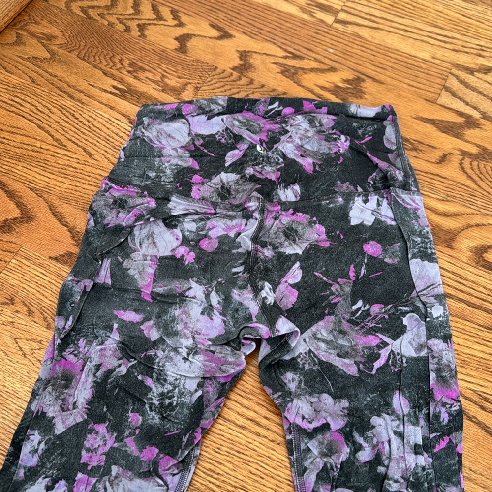 Floral lululemon leggings